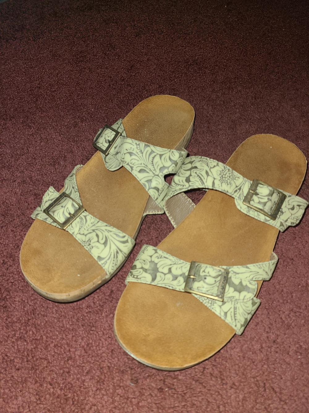 BearPaw Floral-Print Double Buckle Slide Sandals in Sage Green